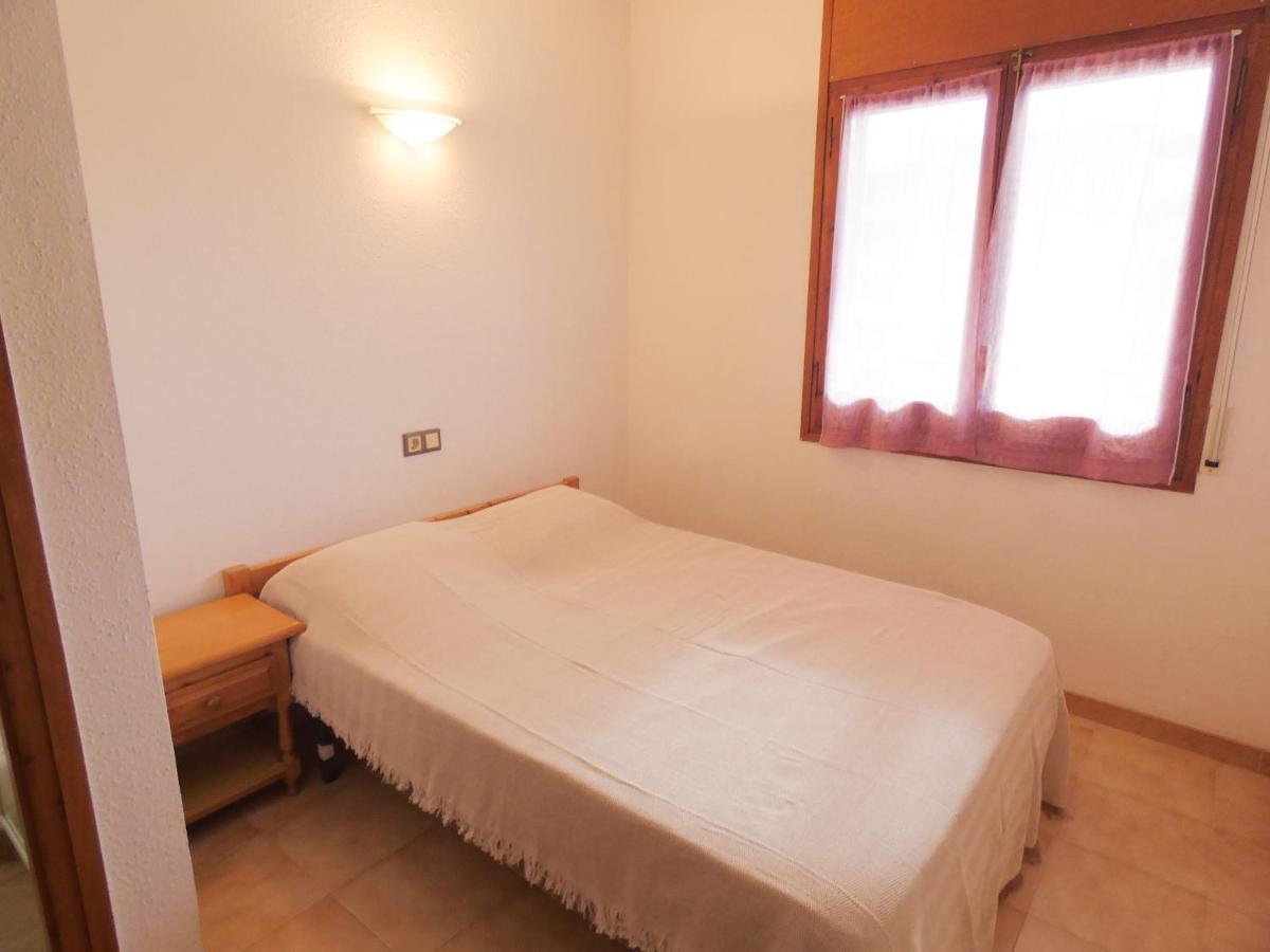 La Platja 3C Apto. Con Un Dormitorio, 200M Playa Y Plaza De Parking Roses Bagian luar foto